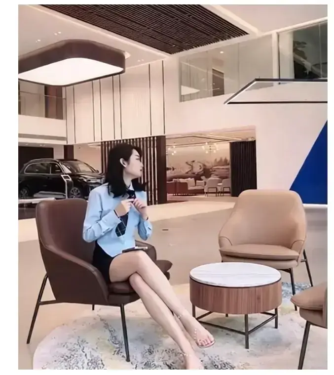 佳木斯新玛特迪桑特女销售事件完整现场视频在线观看-破防全网震惊-后续结果意想不到免费播放