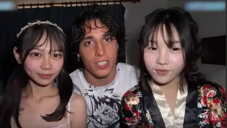 爆火网红gattouz和umi视频全集高清完整版在线观看-无删减跨国情侣合集-网盘资源跨文化影像