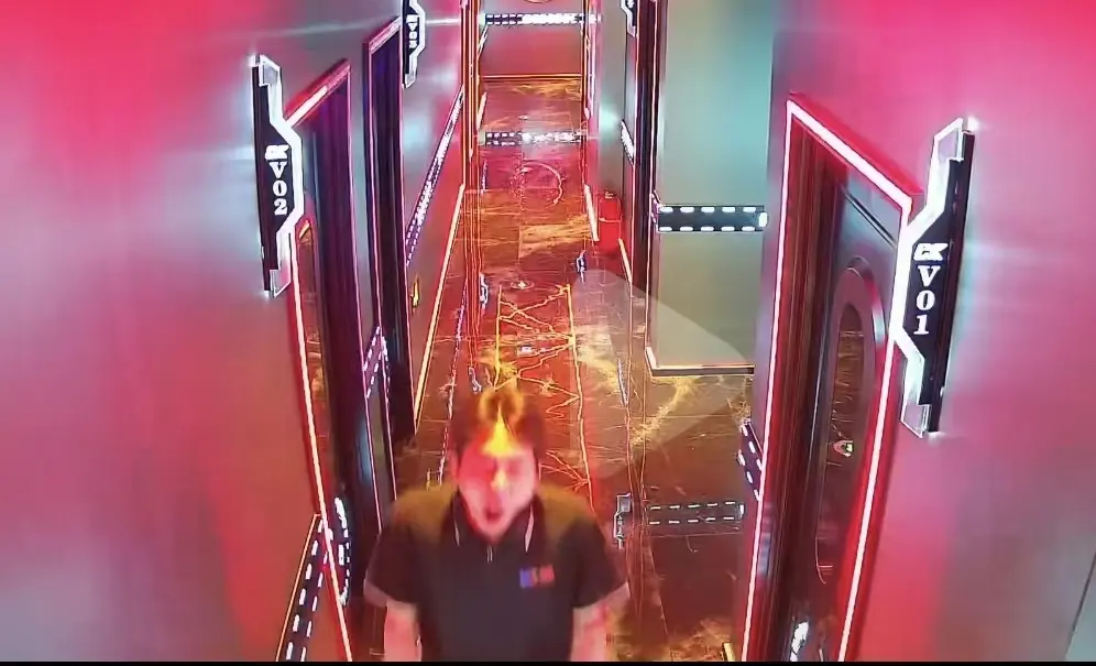 盖州兴隆KTV事件还原 - 全网热议事件细节 - 高清视频资源下载 - 免费在线观看